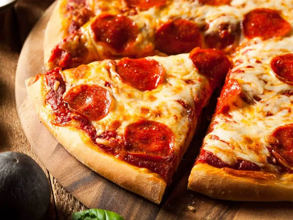 Mách bạn tips chọn pizza cấp đông phù hợp 2