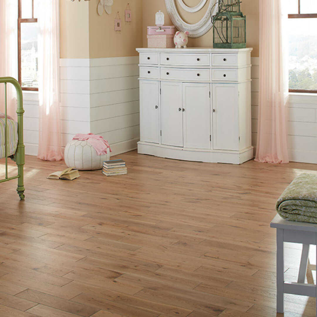 Wood Floor Color Trends: Minimalist Neutrals