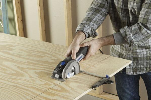 cutting-carpentry-services.jpg