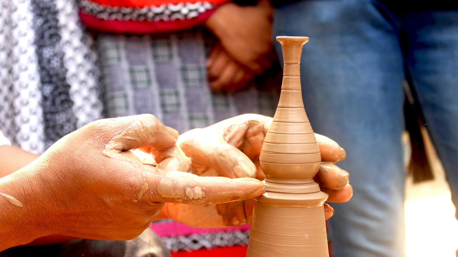 ide quality time ikut kelas pottery