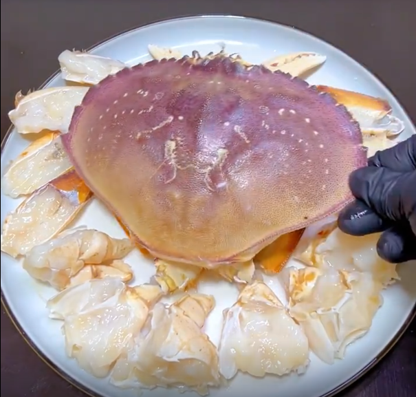 Chinese Dungeness Crab Recipe: Sweet and Creamy Crab!