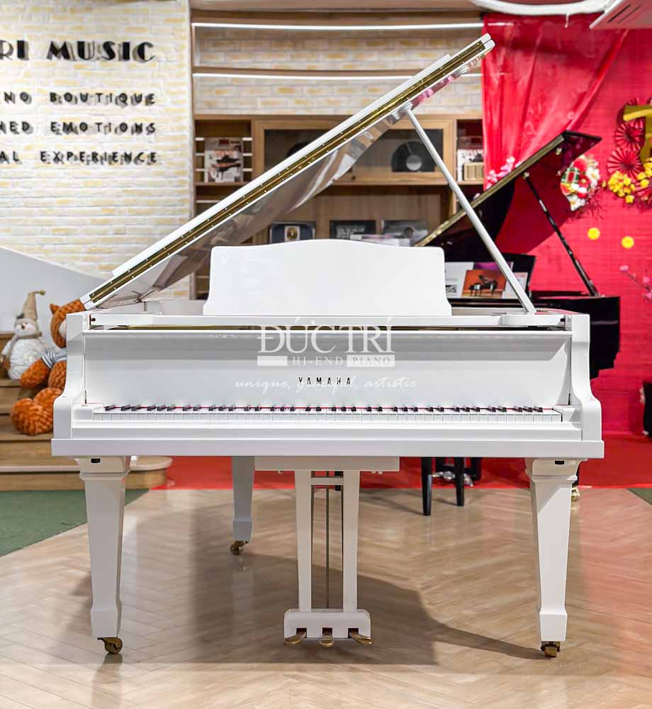 Mua đàn Piano Yamaha G3 WH trắng giá tốt | Đức Trí Music KirQ9m7EbYNq87ivLE99KYGref40M736oWIXaU1djkQh69PVR5v4kNbmv8lZe-rM0TkOxKsshy00hHHgkbBLLCpmhgOmu8umlB7tKVGPBhHWjkSyZFkcSQWkjIYjuCl2PziP-zpDX6q3et7n5vd1-U0