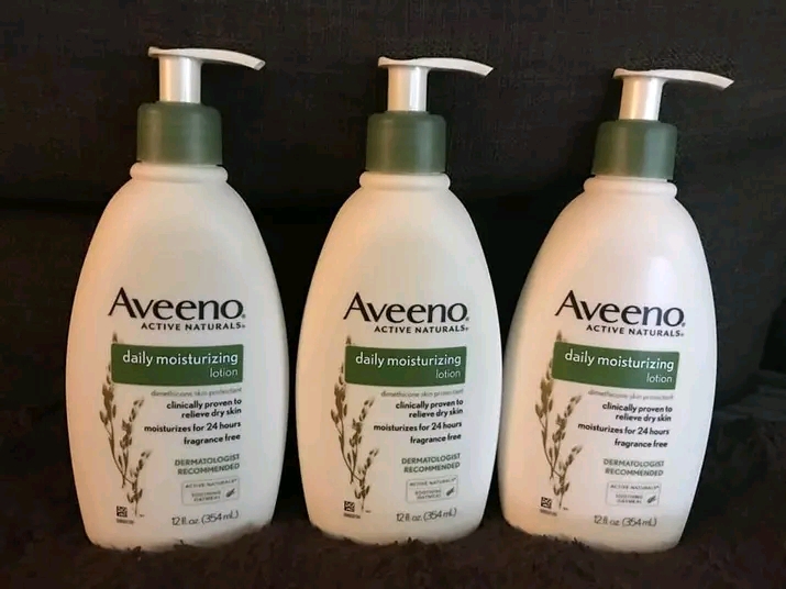 Aveeno Daily Moisturizing Lotion: 