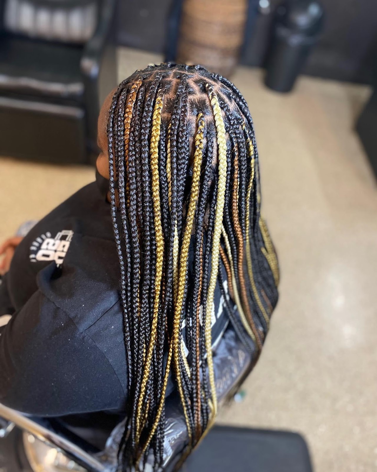 Small medium knotless braids with Four Shades