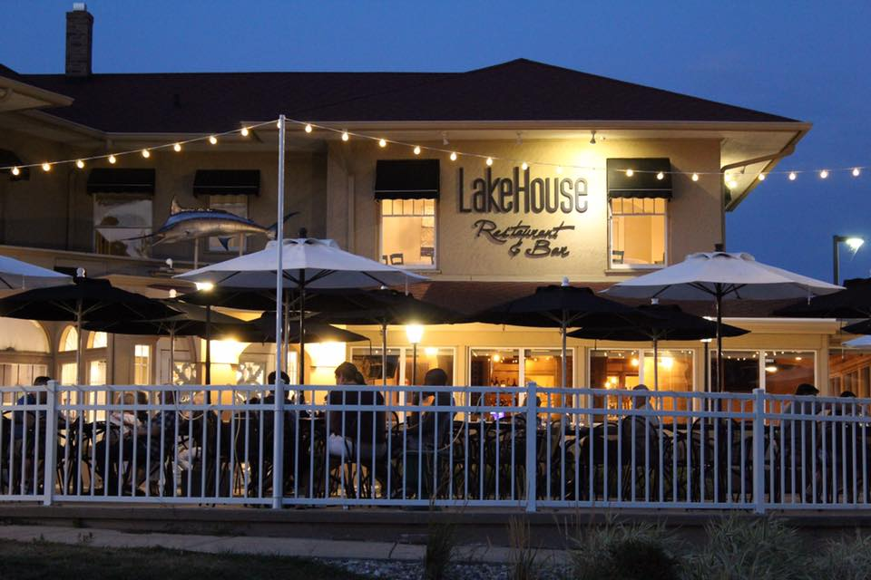 The Lakehouse Restaurant & Bar