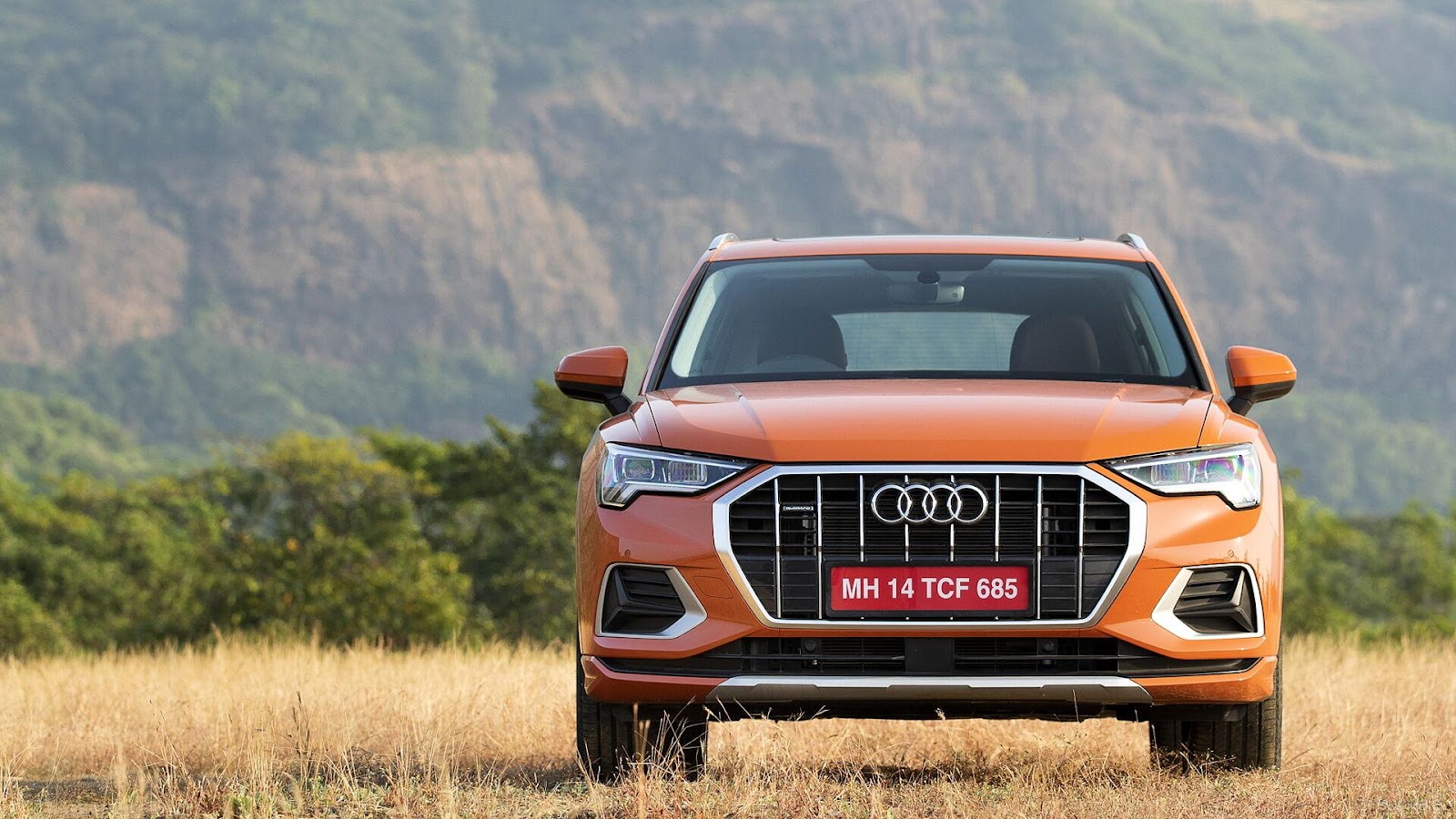 Audi Q3 Price - Images, Colours & Reviews - CarWale