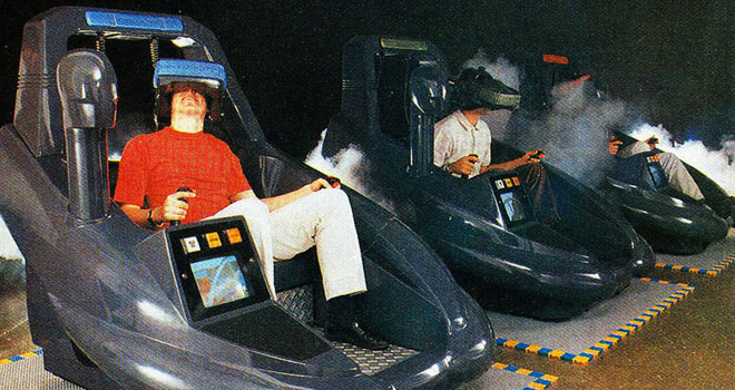 Thiết bị VR chơi game vào những năm 1990