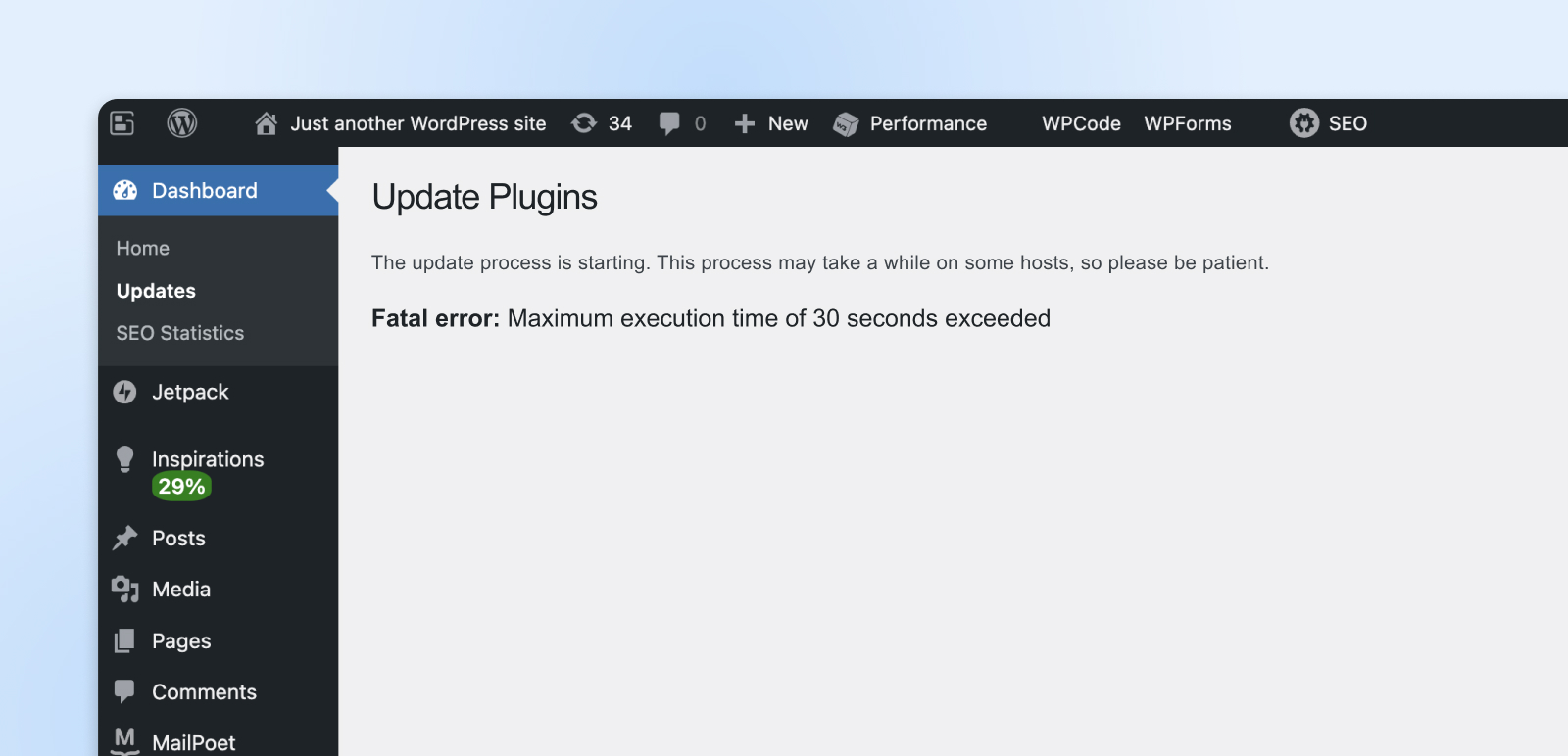 El panel de WordPress se abrió en la ventana Actualizar complementos y se muestra un error fatal: se excedió el tiempo máximo de ejecución.