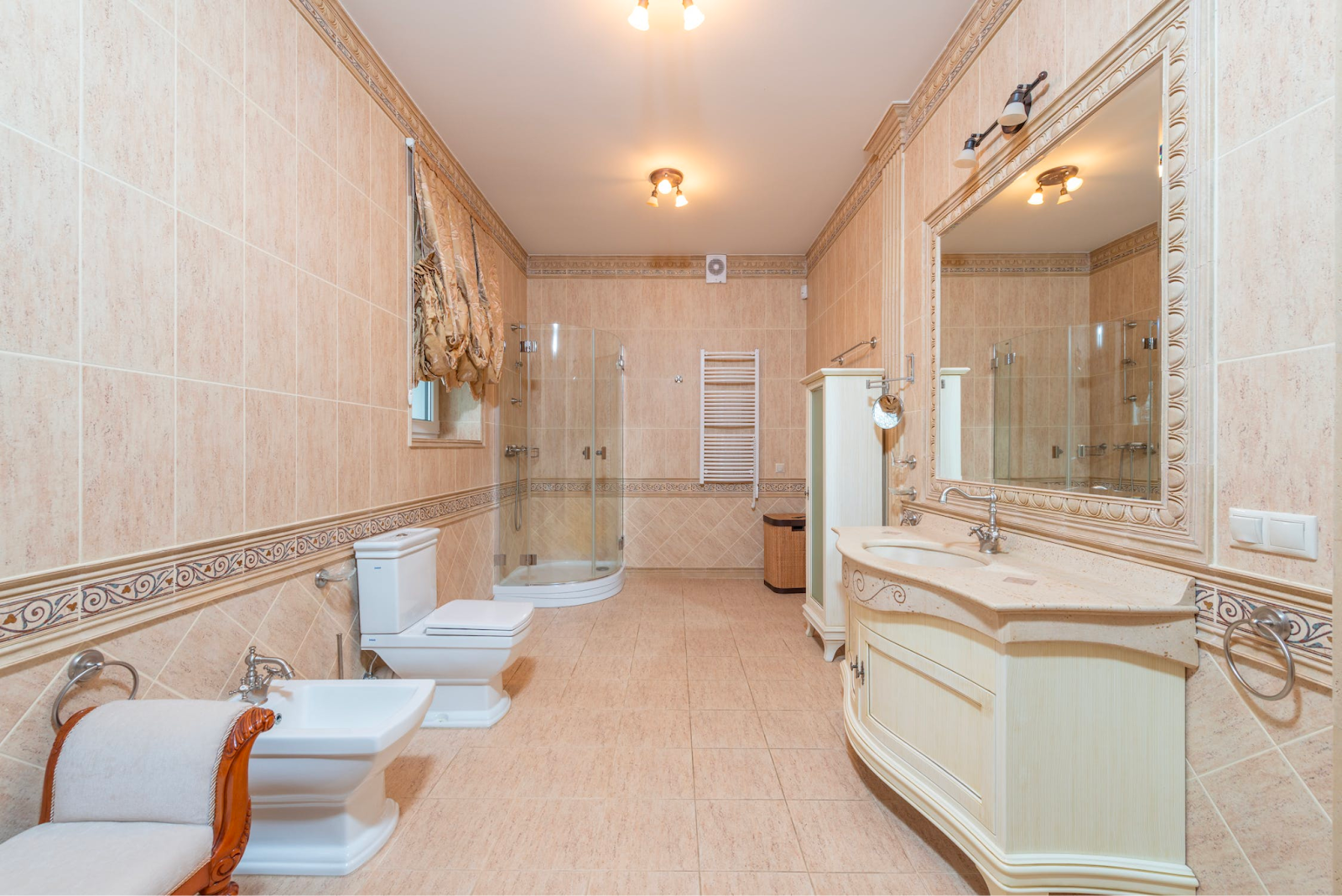 Elegant bathroom design