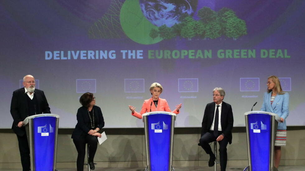 La présidente de la Commission européenne, Ursula von der Leyen, le 14 juillet 2021, à Bruxelles