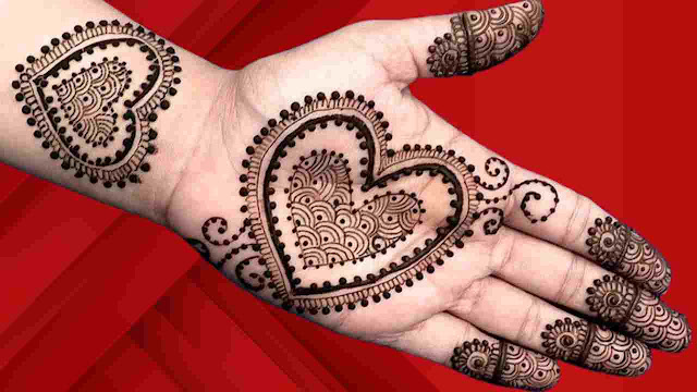 Girls stylish heart shape mehndi design