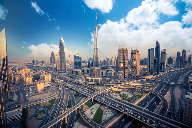 Dubai: From Desert Jewel to Ultra Modern Metropolis