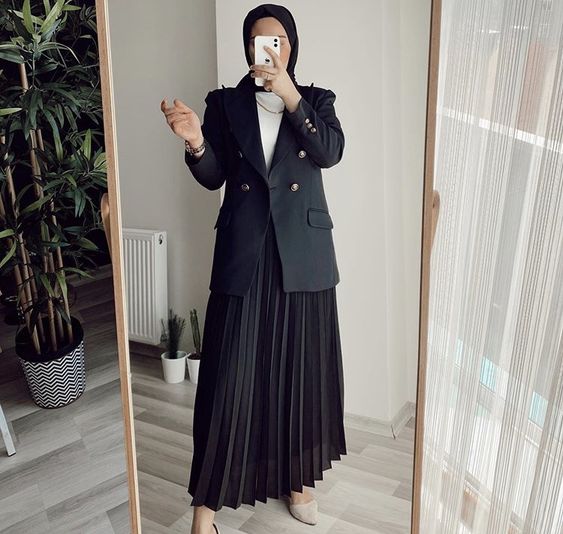 5 Ide OOTD Style Blazer Hitam Wanita Hijab - ZALORA Thread