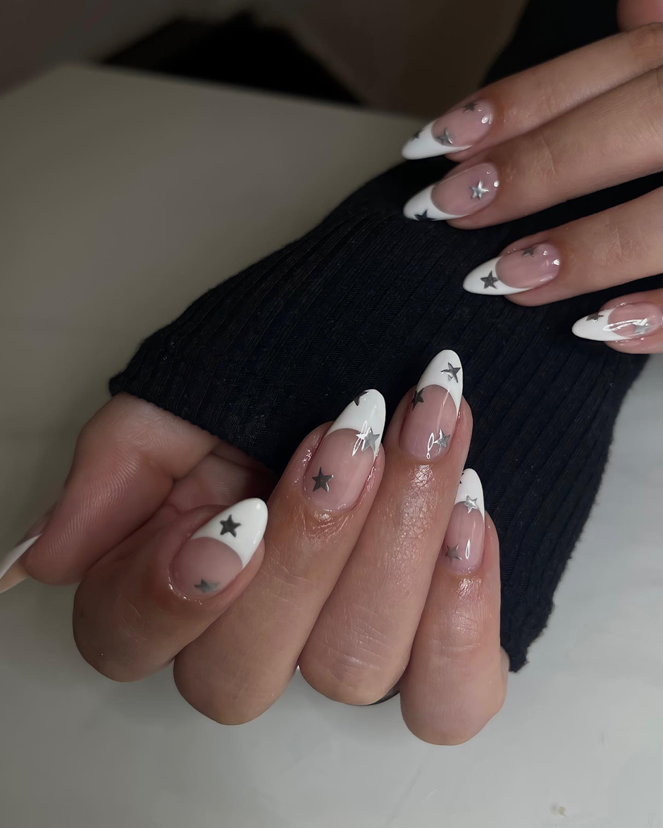 Seeing Stars White Nails Design