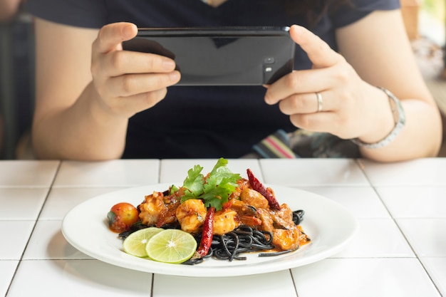 Swipe And Savor Style Bliss
