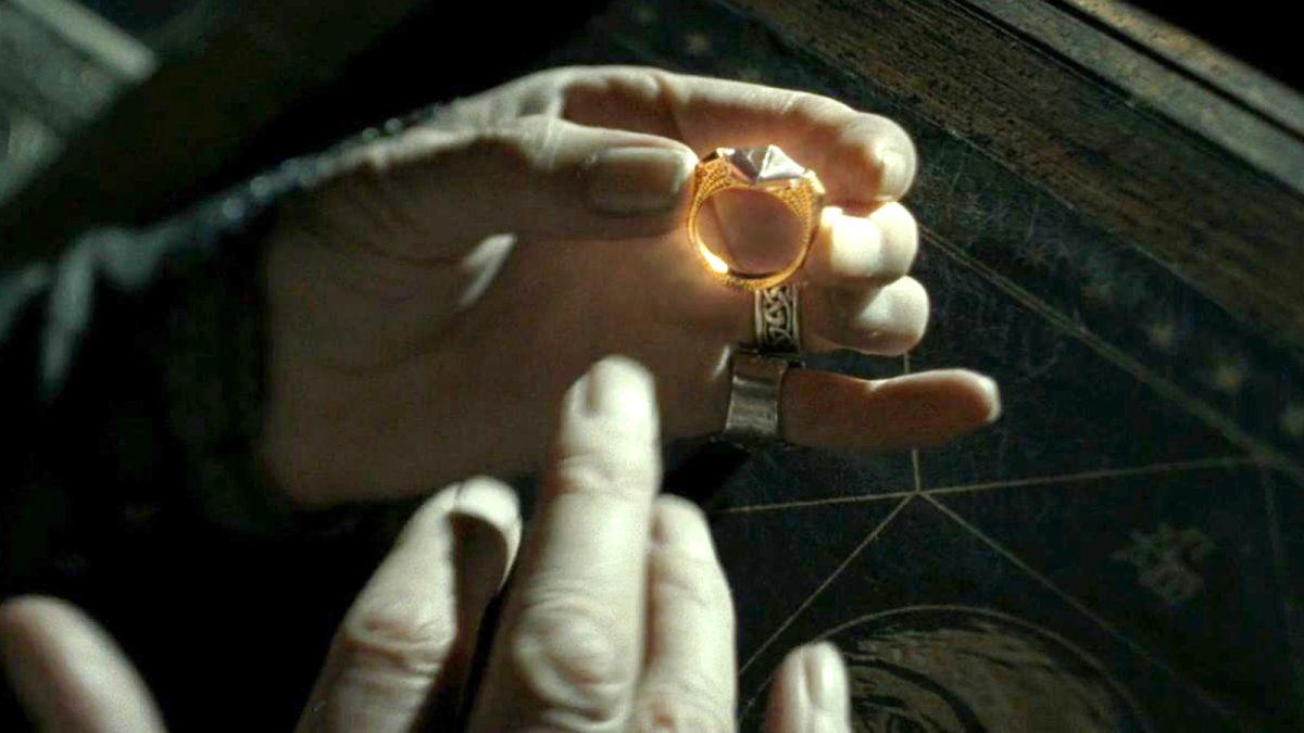 How Did Dumbledore Destroy Marvolo Gaunt's Ring in 'Half-Blood Prince?'