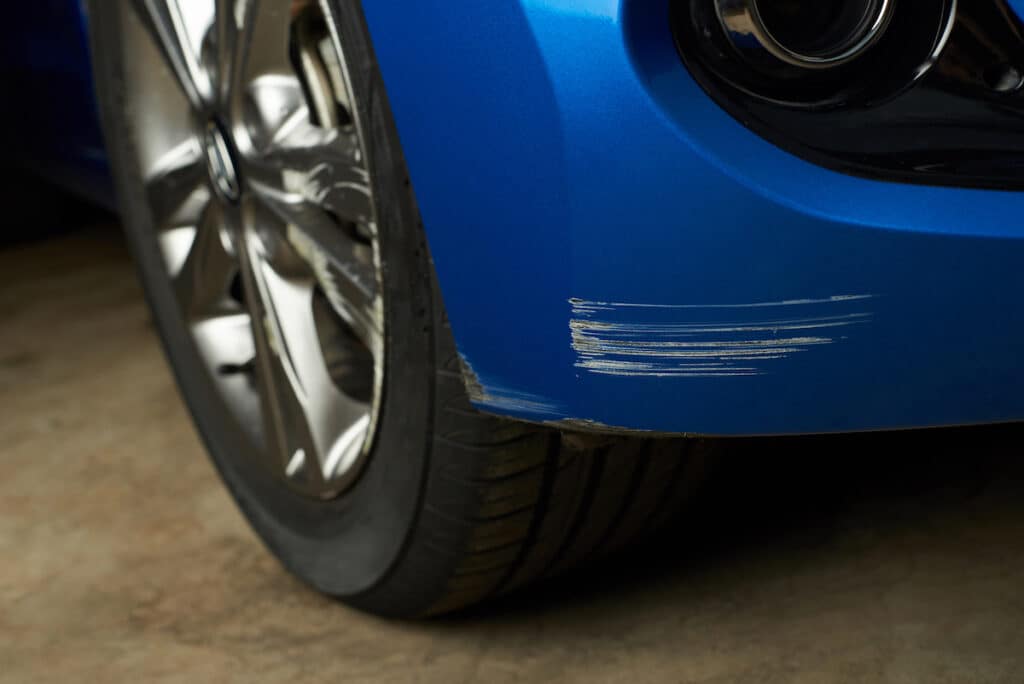 how to remove scratches from car bumper