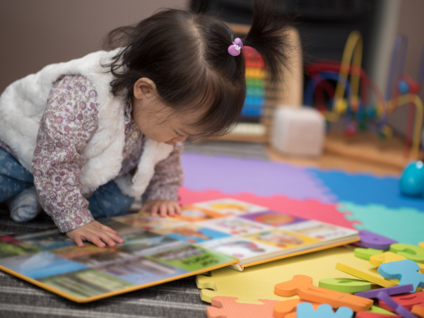Sách cho bé sơ sinh giúp hình thành thói quen đọc sách sớm