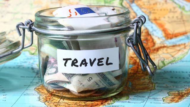 Roam Luxe Travel Comforts 