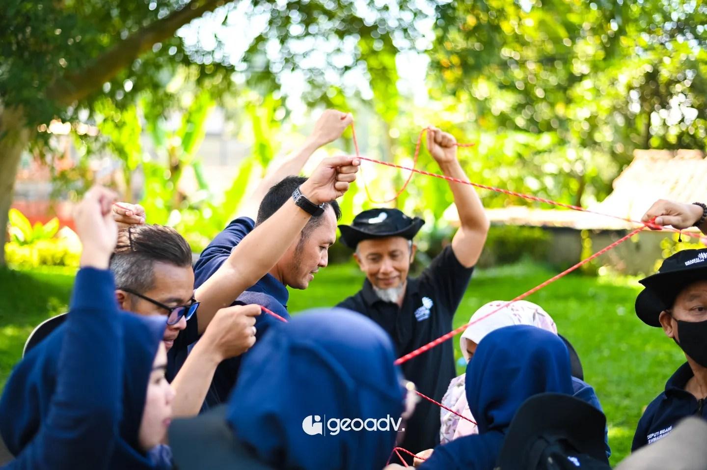 OUtbound Amazing Race