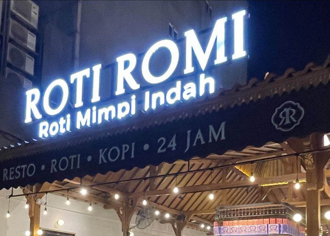 kuliner malam jakarta 24 jam Roti Romi