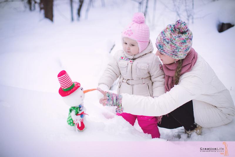 32 способа занять ребенка на зимней прогулке