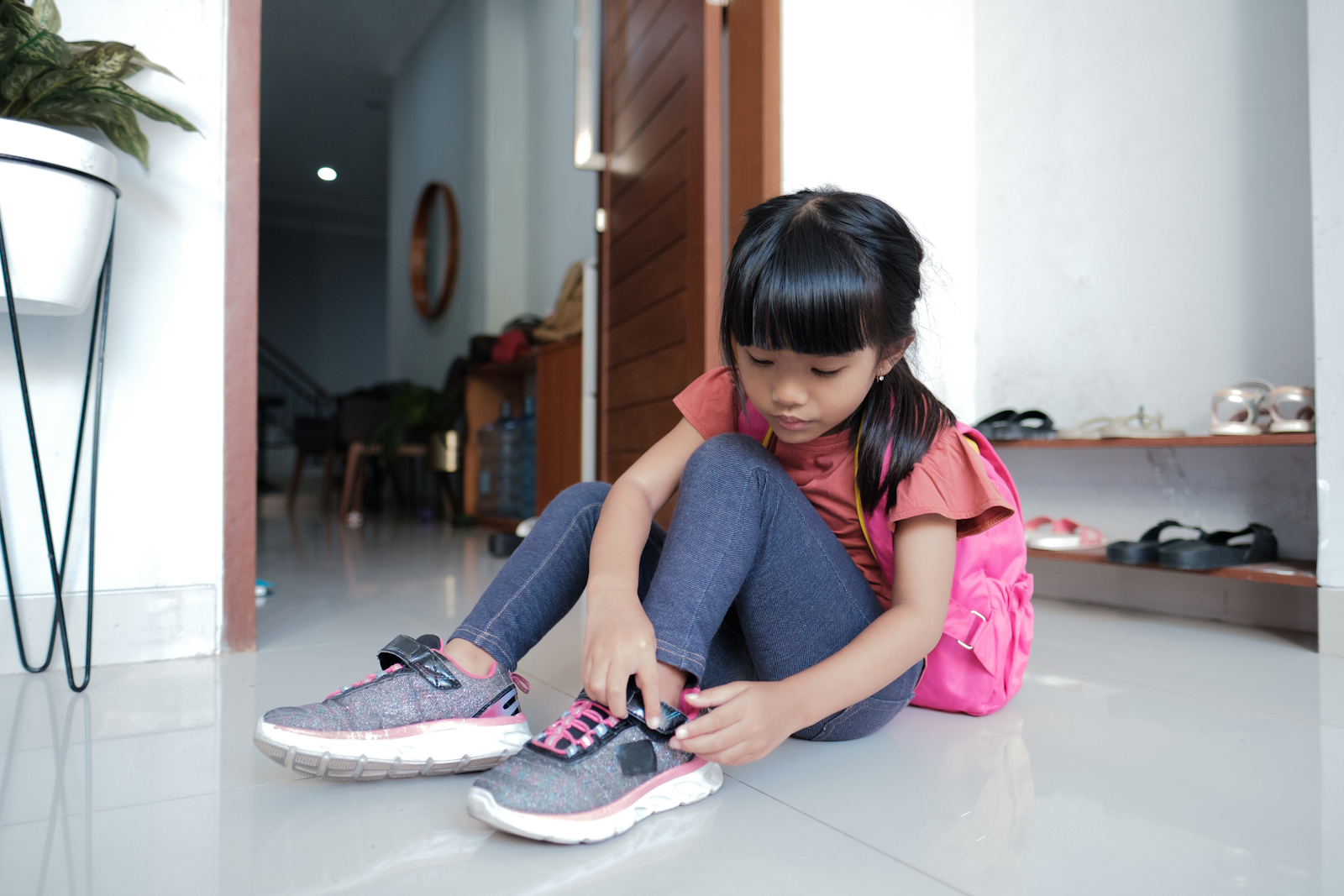 Signs Your Child Needs New Shoes 