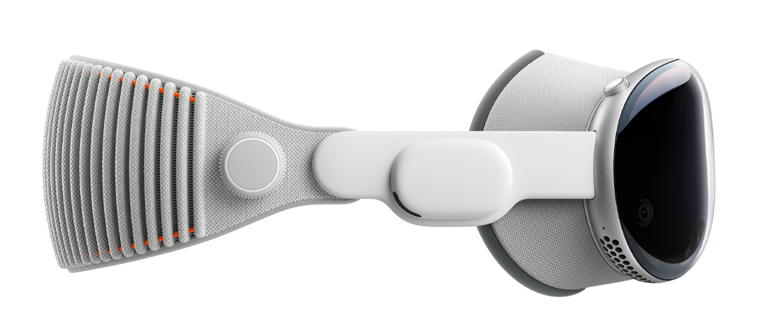 Apple Vision Pro: Unveiling the Latest Breakthrough in VR Technology 5