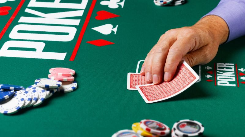Tìm hiểu đôi nét về định nghĩa bluff poker 6686vn Online?