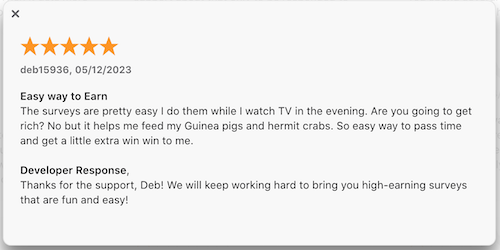 A 5-star Apple App Store review from a user who found Rakuten Insight an easy way to earn extra money while watching TV. 