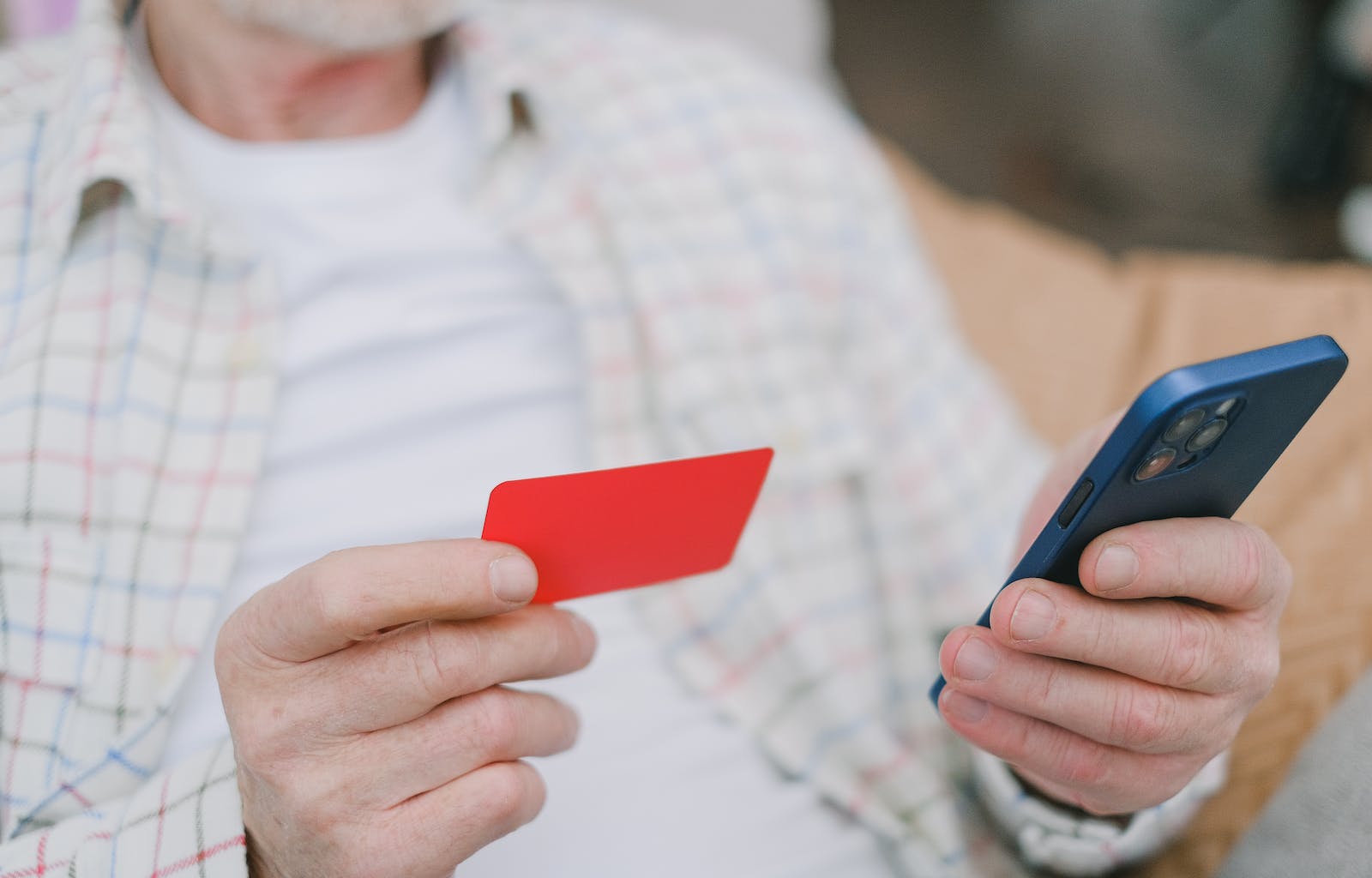 diferencia entre una Tarjeta de Crédito y una de Débito