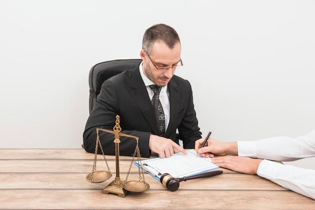 4 Compelling Reasons Why Hiring A Lawyer Is Beneficial