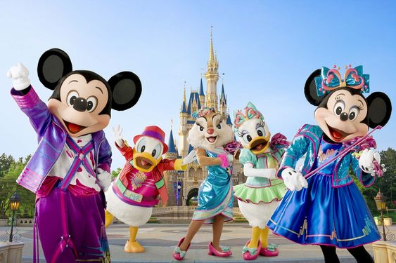 how to become a Disney travel agent