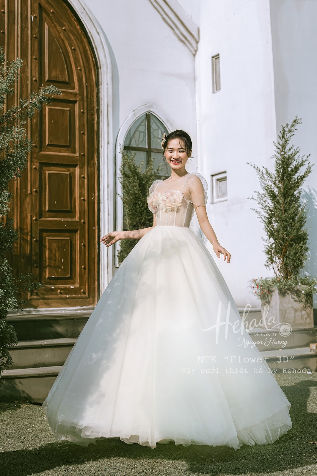Thiết kế váy cưới The Flower 3D cho nàng