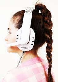 How To Wear Headphones With Long Hair