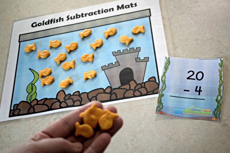 kindergarten-math-with-goldfish-crackers-800x533.jpg