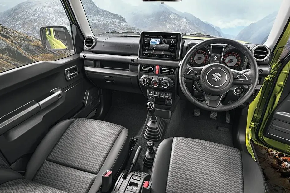 interior suzuki jimny 5 pintu