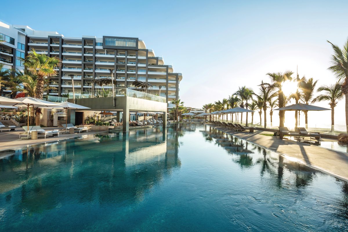 Oceanfront Opulence Beach Stays