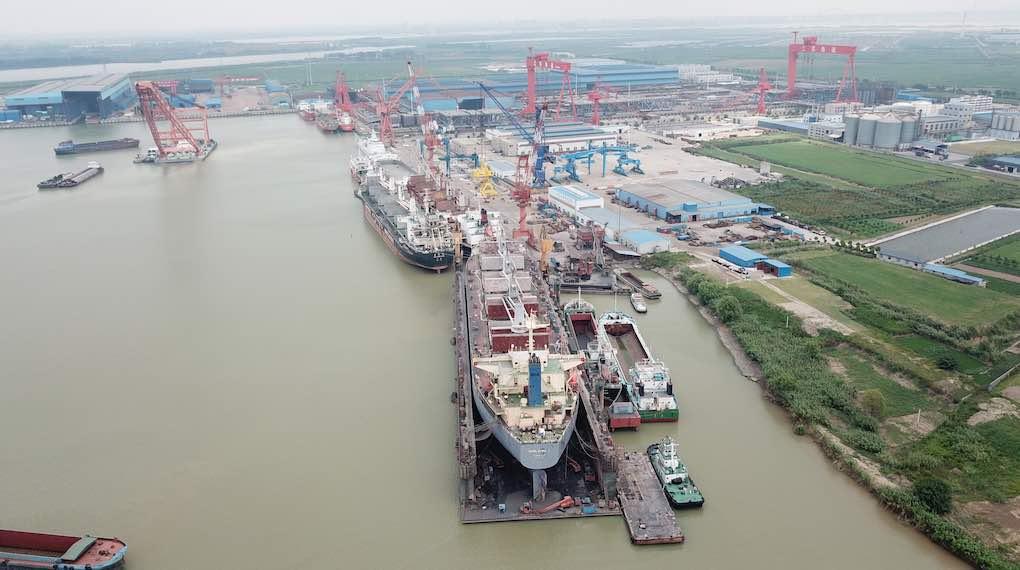 https://nghiencuuquocte.org/wp-content/uploads/2024/05/chinese-shipyards.jpg