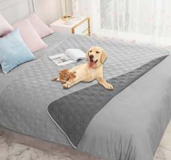 5. ผ้าเช็ดตัวสำหรับสุนัข  Ameritex Waterproof Dog Bed Cover Pet Blanket