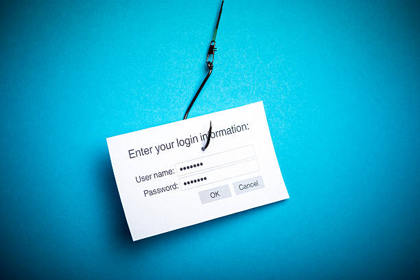 Cara menghindari phising dengan cek akun secara rutin (Photo: iStockPhoto)