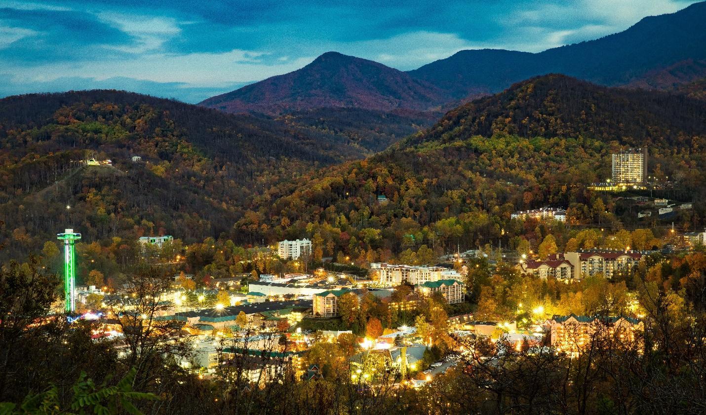 Gatlinburg Getaway with our top strategies for adventure, relaxation, and local culture. 