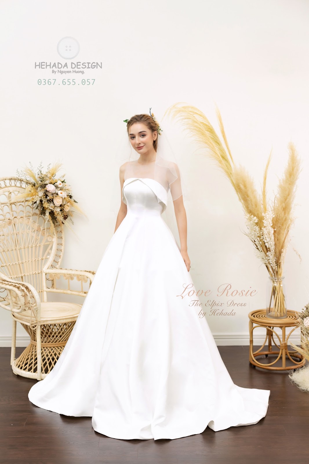 Chân dung thiết kế váy Elpix Dress