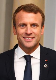 Fichier:Emmanuel Macron (cropped).jpg — Wikipédia