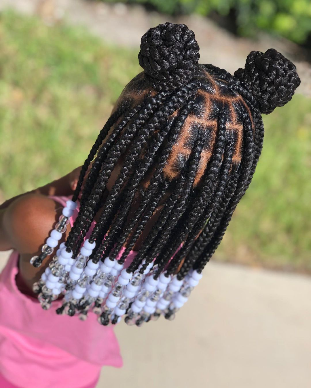 Half Up & Half Down
Knotless box braid