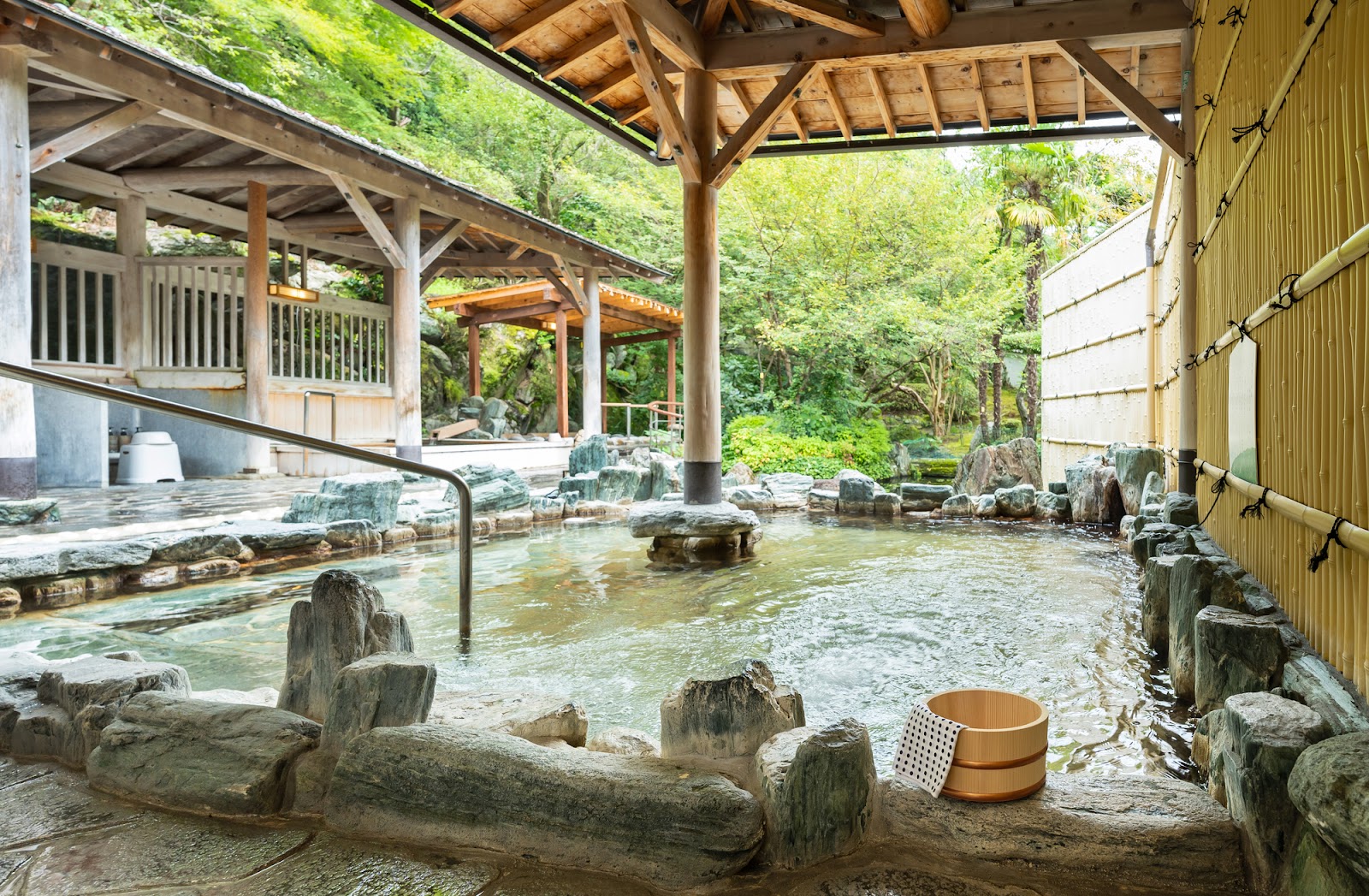 北海道の贅沢！日帰りで温泉＋ランチ付きのおすすめ施設を紹介