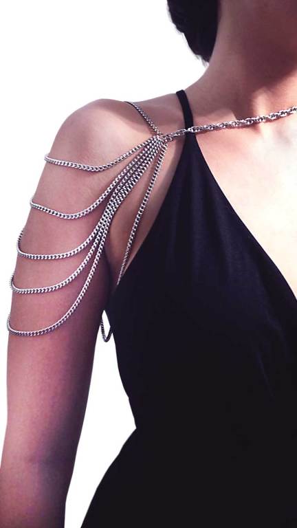 Mercedes Shoulderchain Usar cadenas con vestidos