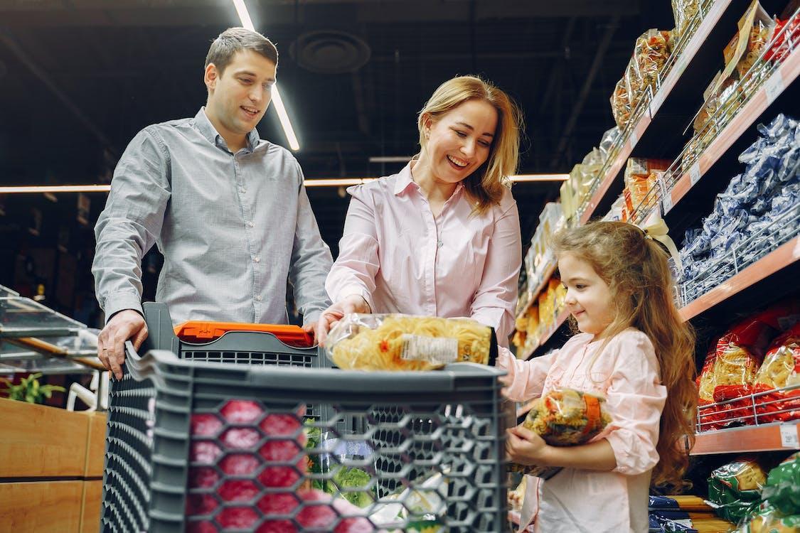 Free Family Doing Grocery Shopping Stock Photo