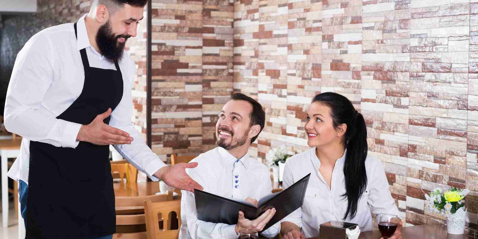 Customer Relationship Management and restaurant technology - Applova