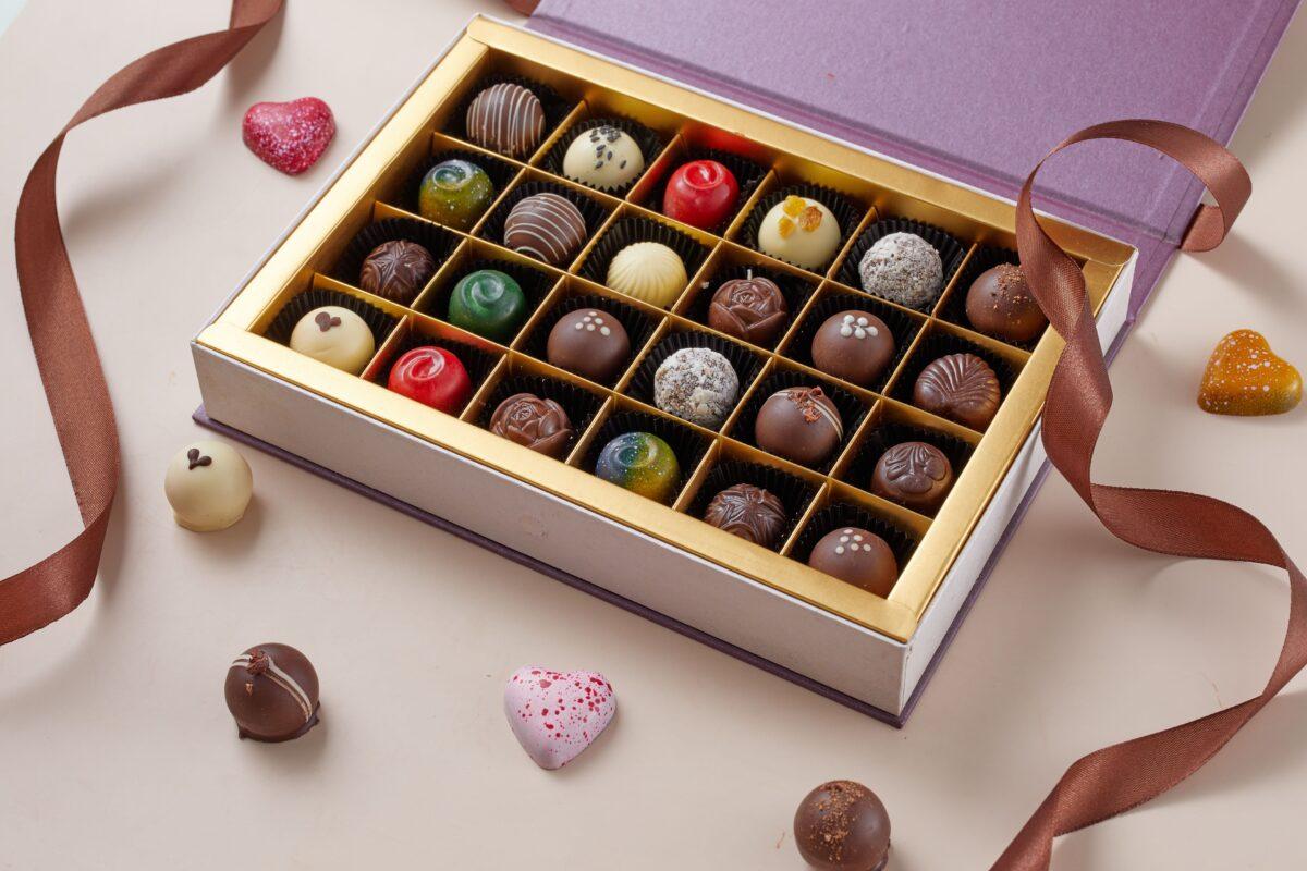 Socola Valentine - quà tặng Valentine Legendary Chocolatier - Socola Việt  Nam - Legendary.com.vn